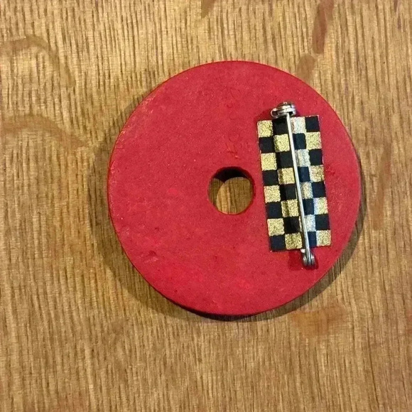 Scarf Pin - Vintage Wooden Hand painted scarf pin. - Picture 2 of 2